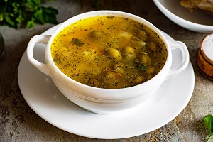 Суп с рисом и оливками