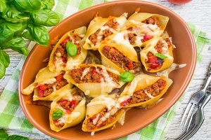 Макароны с начинкой