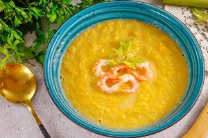 Крем-суп из сельдерея с креветками