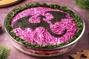 Вегетарианский салат Селедка под шубой на год Дракона