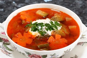 Быстрый овощной суп со свининой