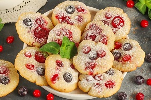 Постное печенье с ягодами